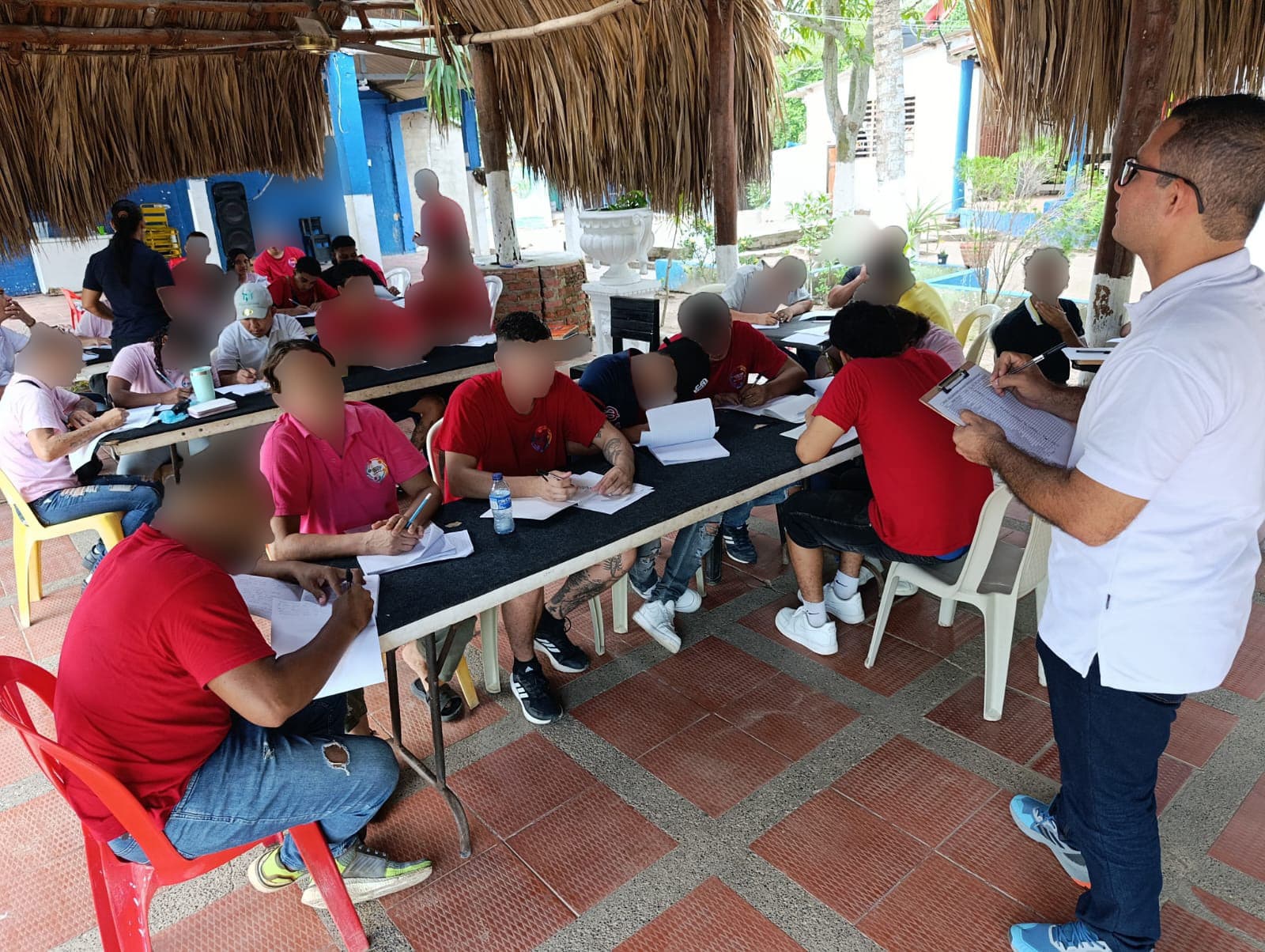 Capacitación Presencial con Instructor SENA